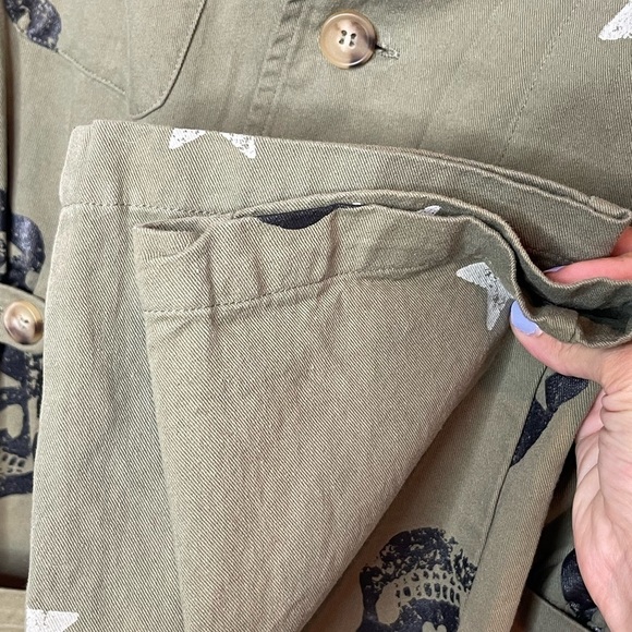 Fantastic Fawn skull and star jumpsuit Green cotton button enclosure size small - Picture 13 of 16